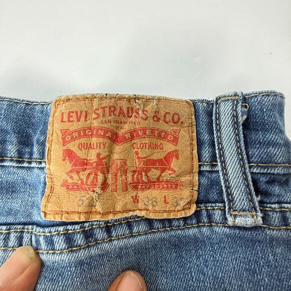 Levi's 513 Slim Straight Jeans Men's Light Wash Classic Denim 36 x32 Vintage - Picture 2 of 6
